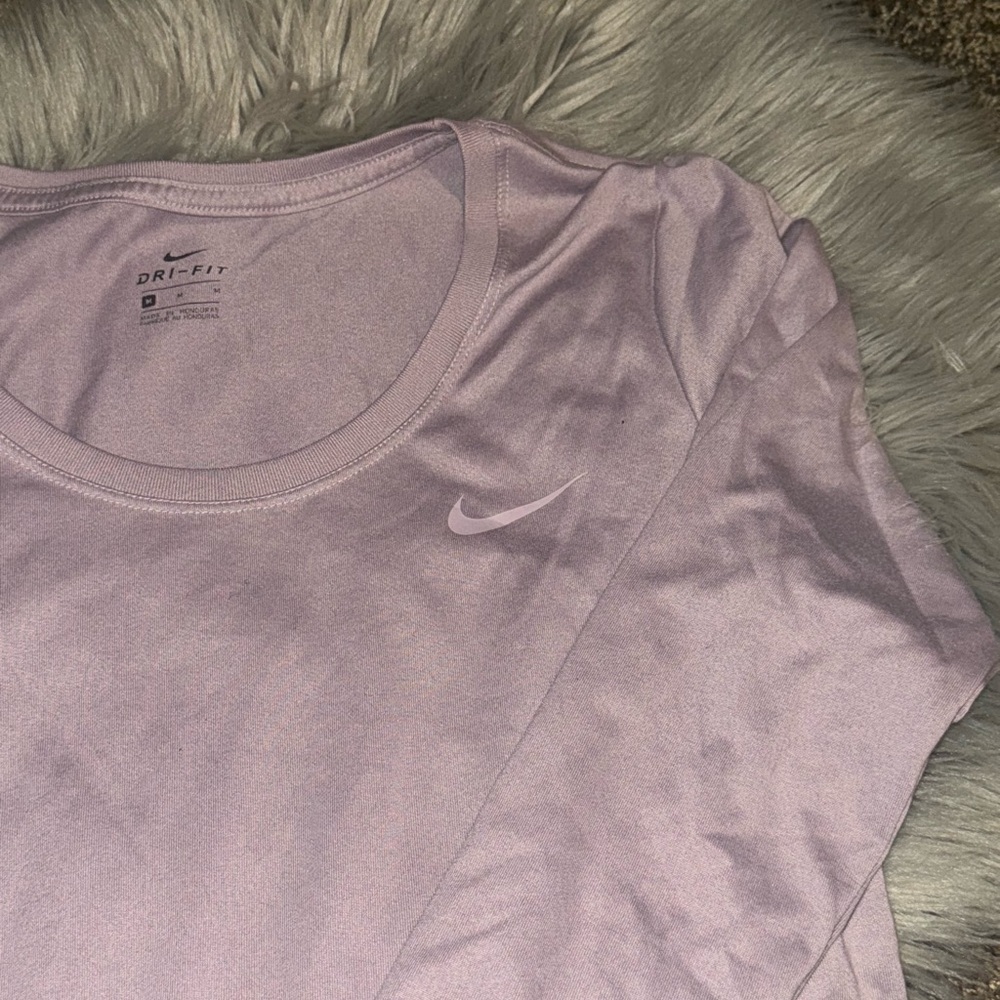 NIKE women’s long sleeve Dri-fit